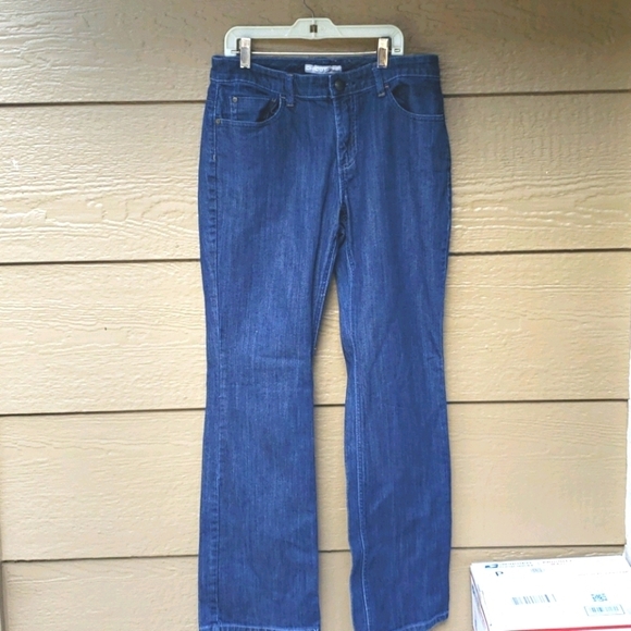 Chicos Platinum Libbie MR Blue Jeans Dark Wash 8 boot cut - Picture 1 of 7